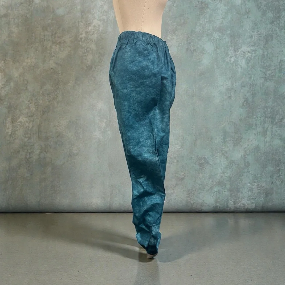 ** LIKE NEW** Frogg Toggs Stylish Teal Joggers for Men